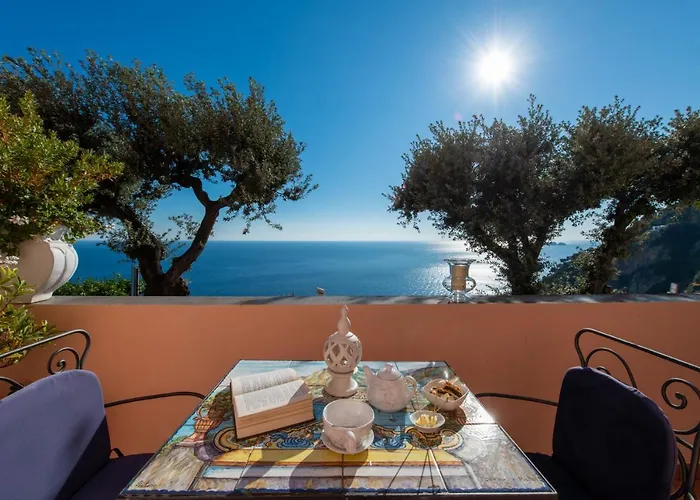 غابريسا فندق 4*