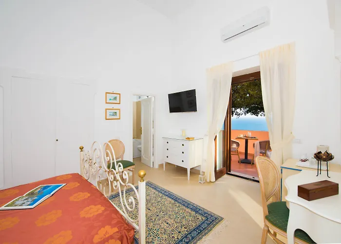 غابريسا فندق